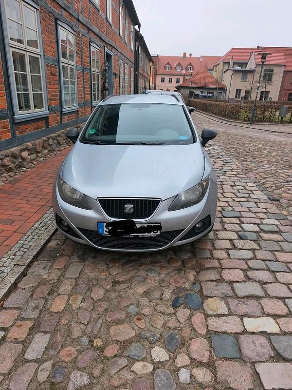Gebraucht Seat Ibiza ST 85 PS (62 kW) 2011 Silber Kombi