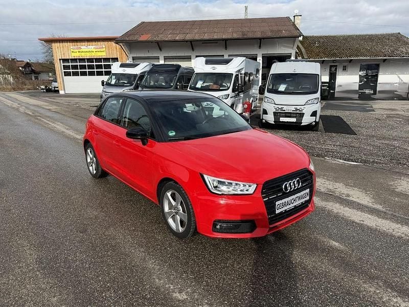 Gebraucht Audi A1 Sportback Sport 95 PS (69 kW) 2015 Rot Kleinwagen