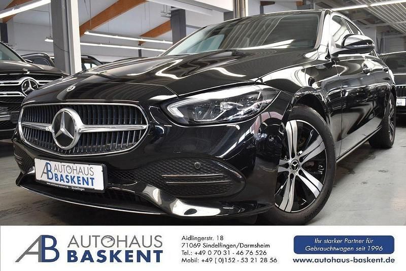 Schwarz Gebraucht 2023 Mercedes C300 Avantgarde Limousine | 42.890 € (Fairer Preis) - Bild 1/4