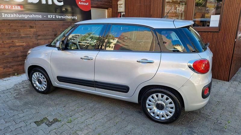 Gebraucht Fiat 500L Easy 95 PS (69 kW) 2012 Silber Van / Kleinbus