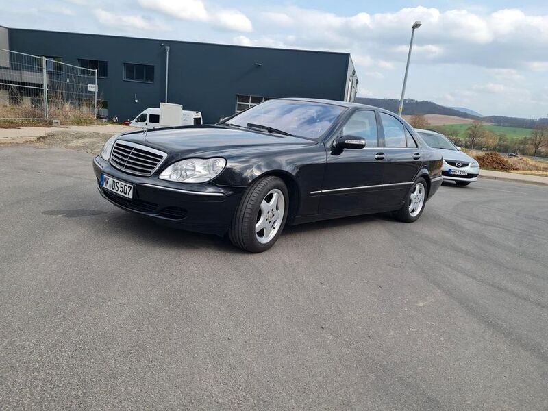Schwarz Gebraucht 2002 Mercedes S500 Limousine | 8.800 € (Teuer) - Bild 1/4
