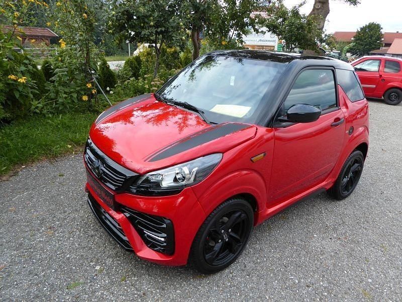 Second-hand Ligier JS50 2024 Roșu Hatchback