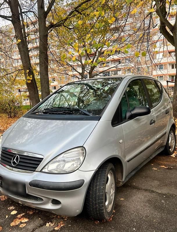 Silber Gebraucht 2003 Mercedes A160 Kleinwagen | 1.600 € (Fairer Preis) - Bild 1/4