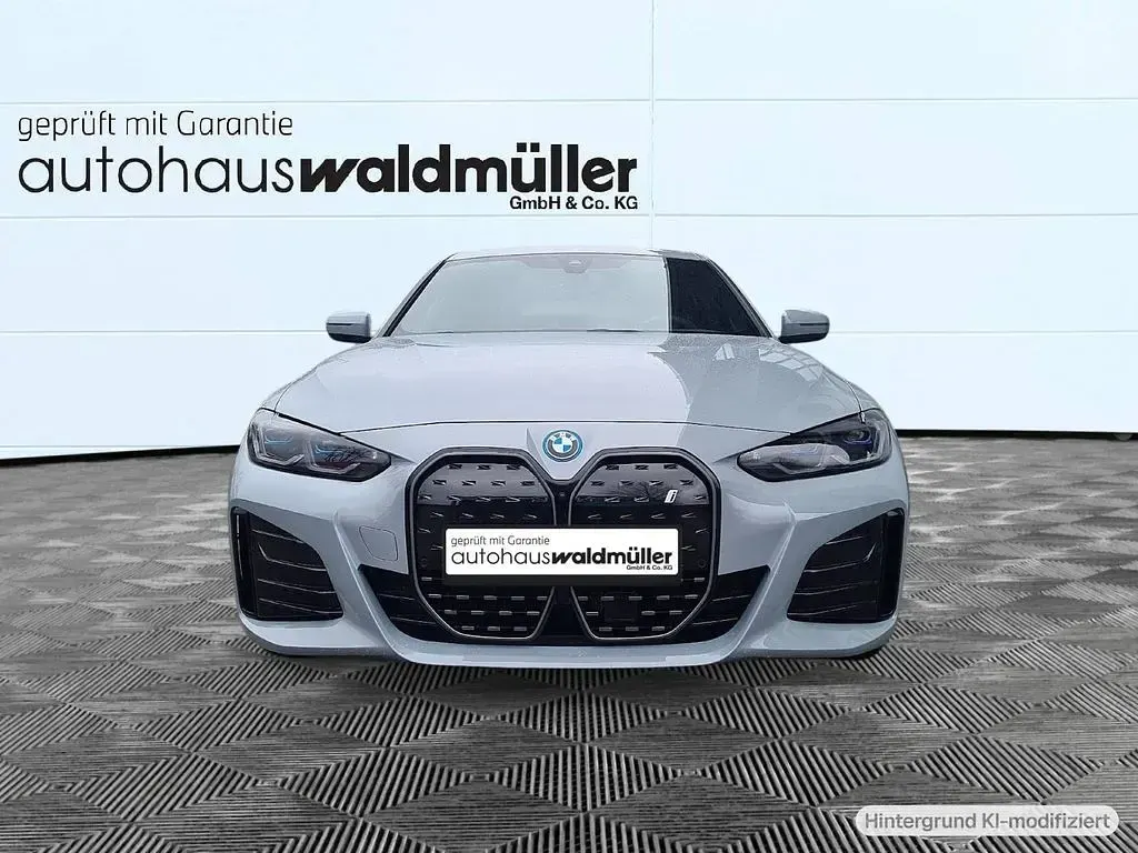 Gebraucht BMW i4 M Sport 250 kW (340 PS) 2023 Grau Limousine