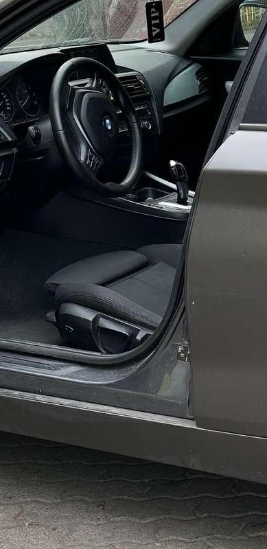 Grün Gebraucht 2012 BMW 116 Sport Line Kleinwagen | 5.500 € (Fairer Preis) - Bild 1/4