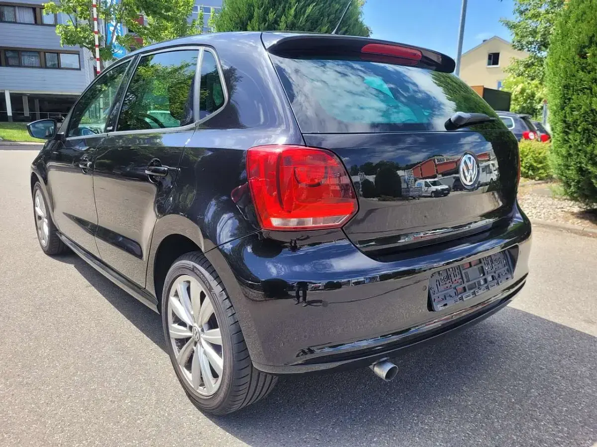 Gebraucht VW Polo Style 105 PS (77 kW) 2011 Deep black perleffekt Kleinwagen