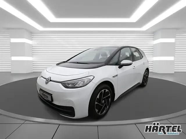 Gletscherweiss (white), metallic Gebraucht 2020 VW ID.3 Pro Performance Kleinwagen | 19.500 € (Fairer Preis) - Bild 1/3