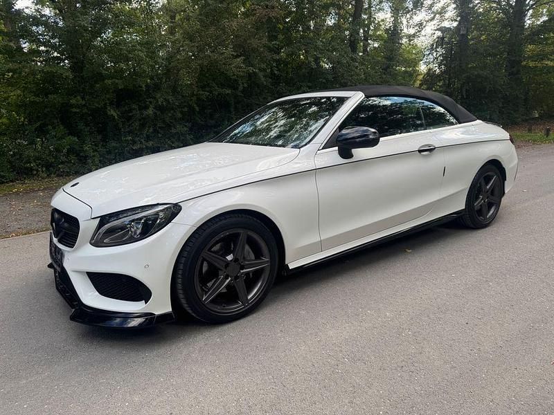 Gebraucht Mercedes C180 AMG line 156 PS (114 kW) 2018 Weiß Cabrio