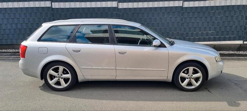 Gebraucht Audi A4 163 PS (119 kW) 2003 Silber Kombi