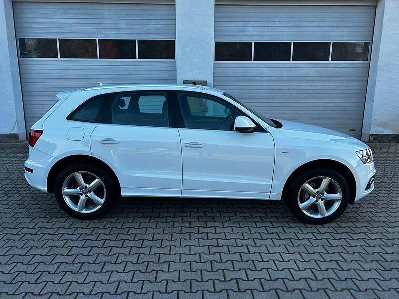 Weiß Gebraucht 2015 Audi Q5 S-Line SUV | 16.500 € (Fairer Preis) - Bild 1/4