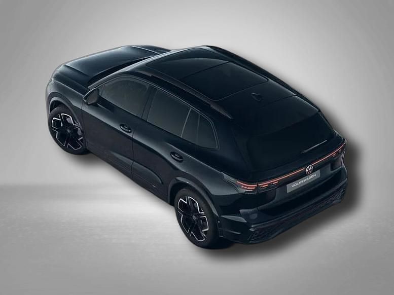 Gebraucht VW Tiguan R-line 150 PS (110 kW) 2025 Grenadillschwarz metallic SUV