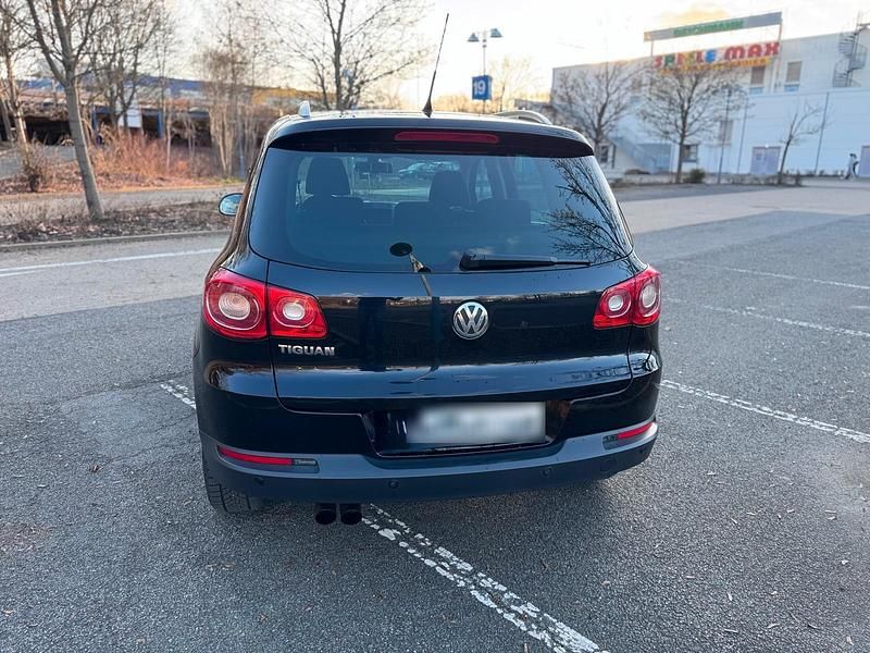Gebraucht VW Tiguan 150 PS (110 kW) 2011 Schwarz SUV