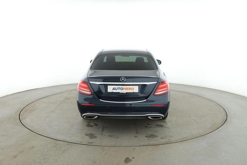 Gebraucht Mercedes E200 Exclusive 184 PS (135 kW) 2017 Grün Limousine