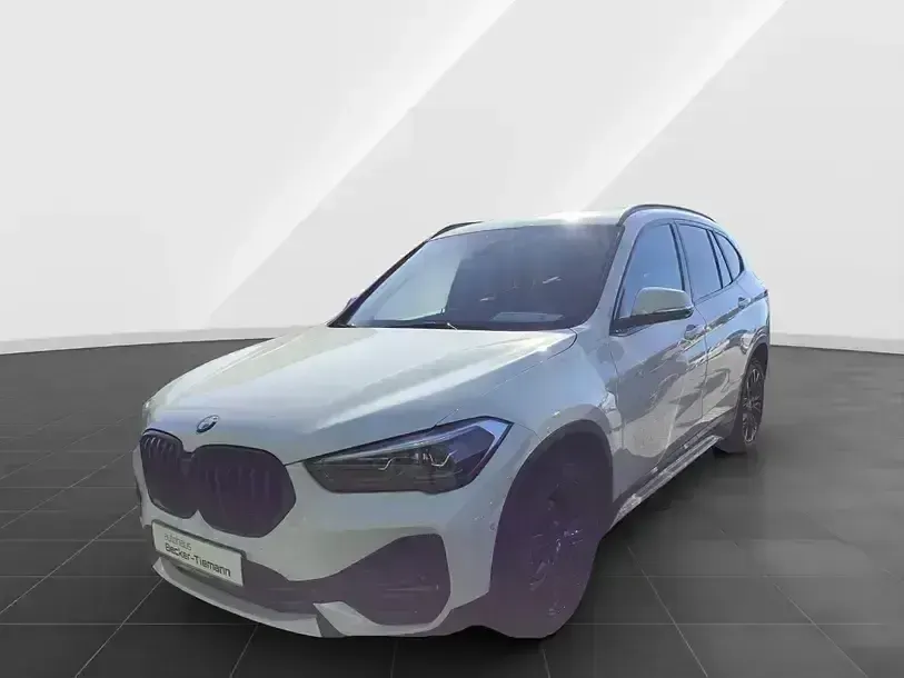 Gebraucht BMW X1 Sport Line 190 PS (139 kW) 2019 Weiß SUV