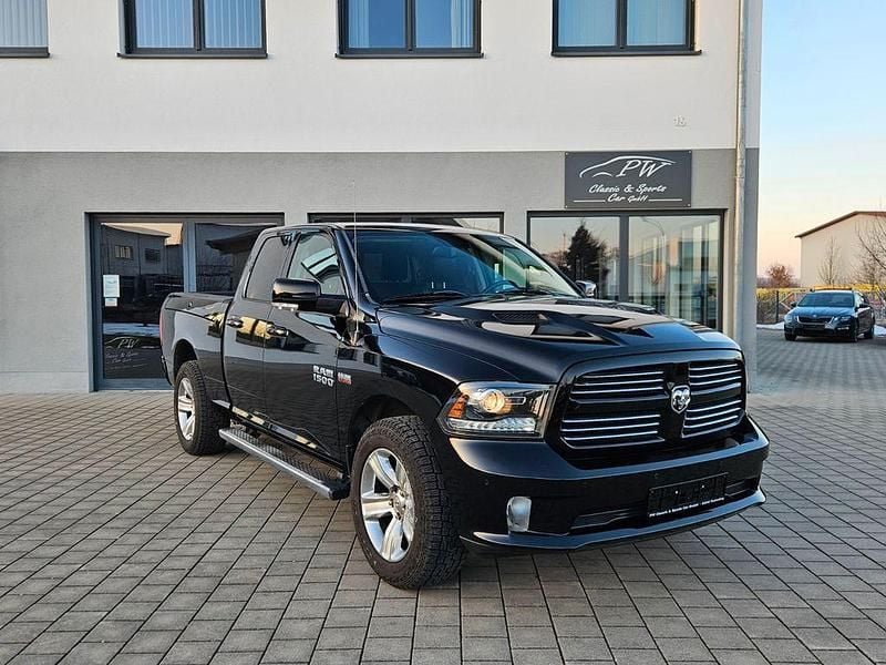 Gebraucht Dodge Ram 401 PS (294 kW) 2014 Schwarz Abholung