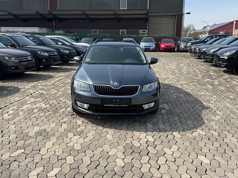 Gebraucht Skoda Octavia Style 150 PS (110 kW) 2017 Grau Kombi