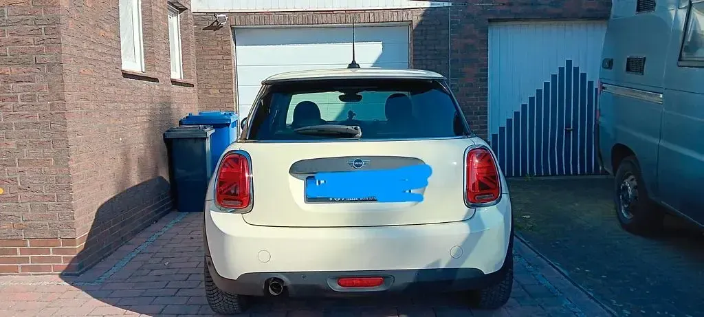 Usata Mini ONE 102 CV (75 kW) 2018 Bianco Utilitaria