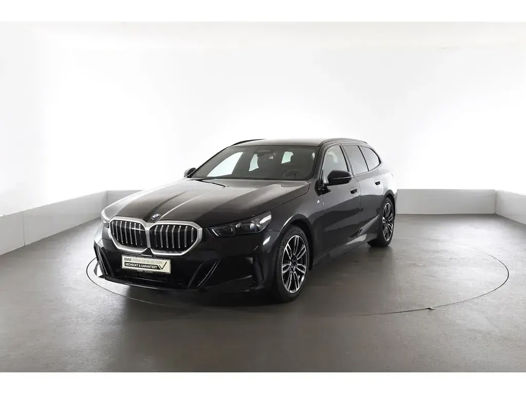 Gebraucht BMW 540 M Sport 286 PS (210 kW) 2025 Schwarz Kombi