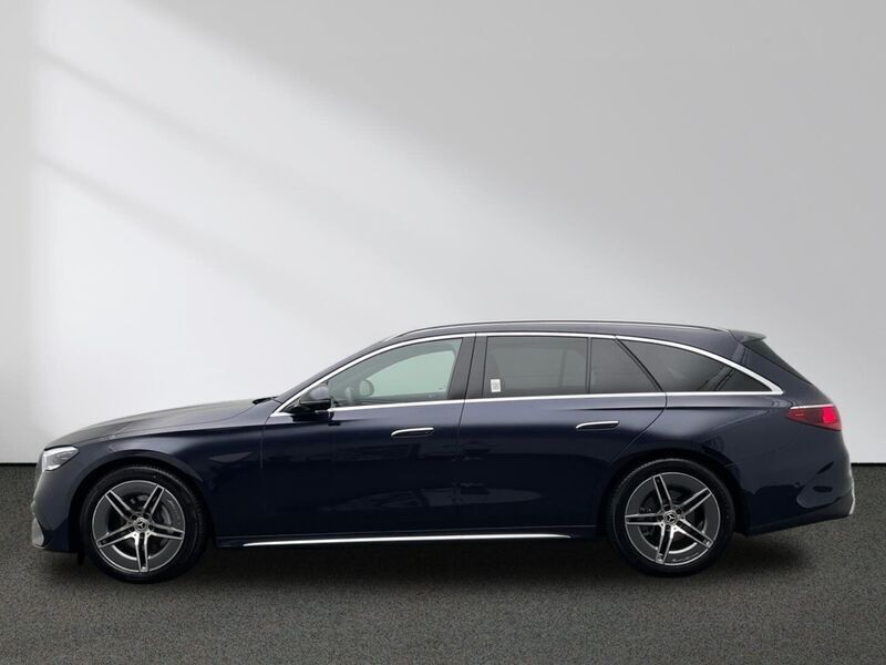 Gebraucht Mercedes E220 AMG 197 PS (144 kW) 2024 Blau Limousine