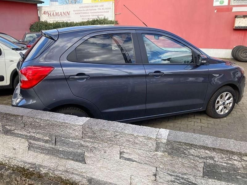 Gebraucht Ford Ka Cool & Connect 86 PS (63 kW) 2019 Grau Limousine