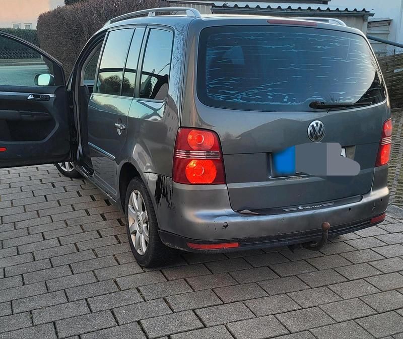 Gebraucht VW Touran 140 PS (102 kW) 2007 Van / Kleinbus