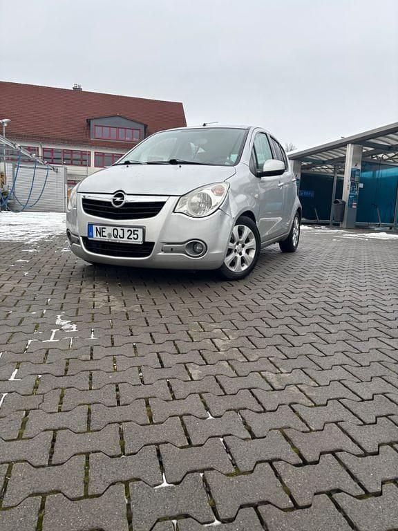 Silber Gebraucht 2008 Opel Agila Edition Limousine | 4.400 € (Fairer Preis) - Bild 1/4