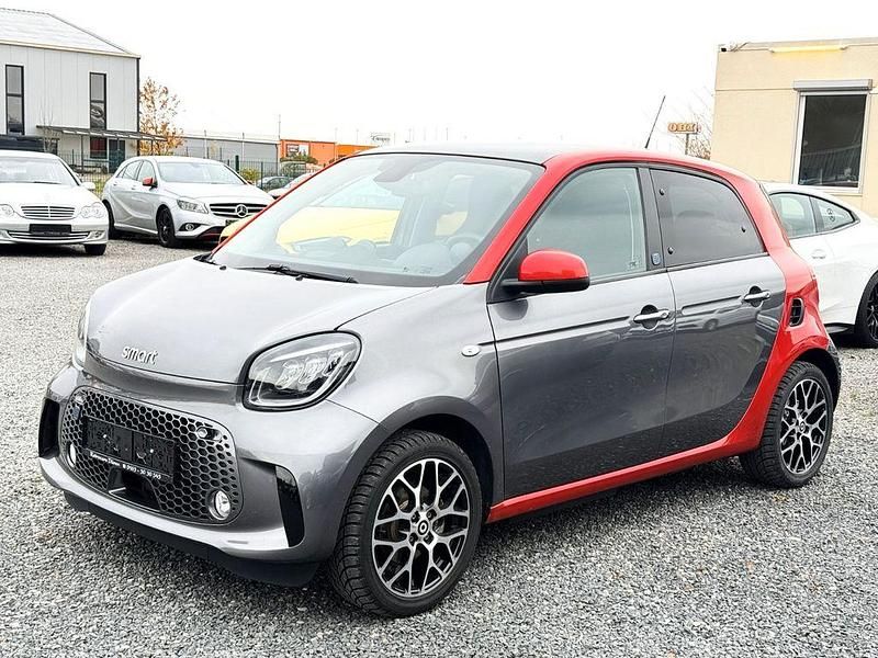 Rot Gebraucht 2021 Smart ForFour Electric Drive Prime Kleinwagen | 10.750 € (Fairer Preis) - Bild 1/4
