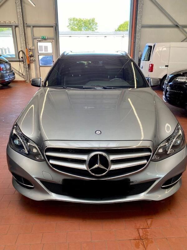 Grau Gebraucht 2014 Mercedes E300 Avantgarde Kombi | 11.500 € (Fairer Preis) - Bild 1/4
