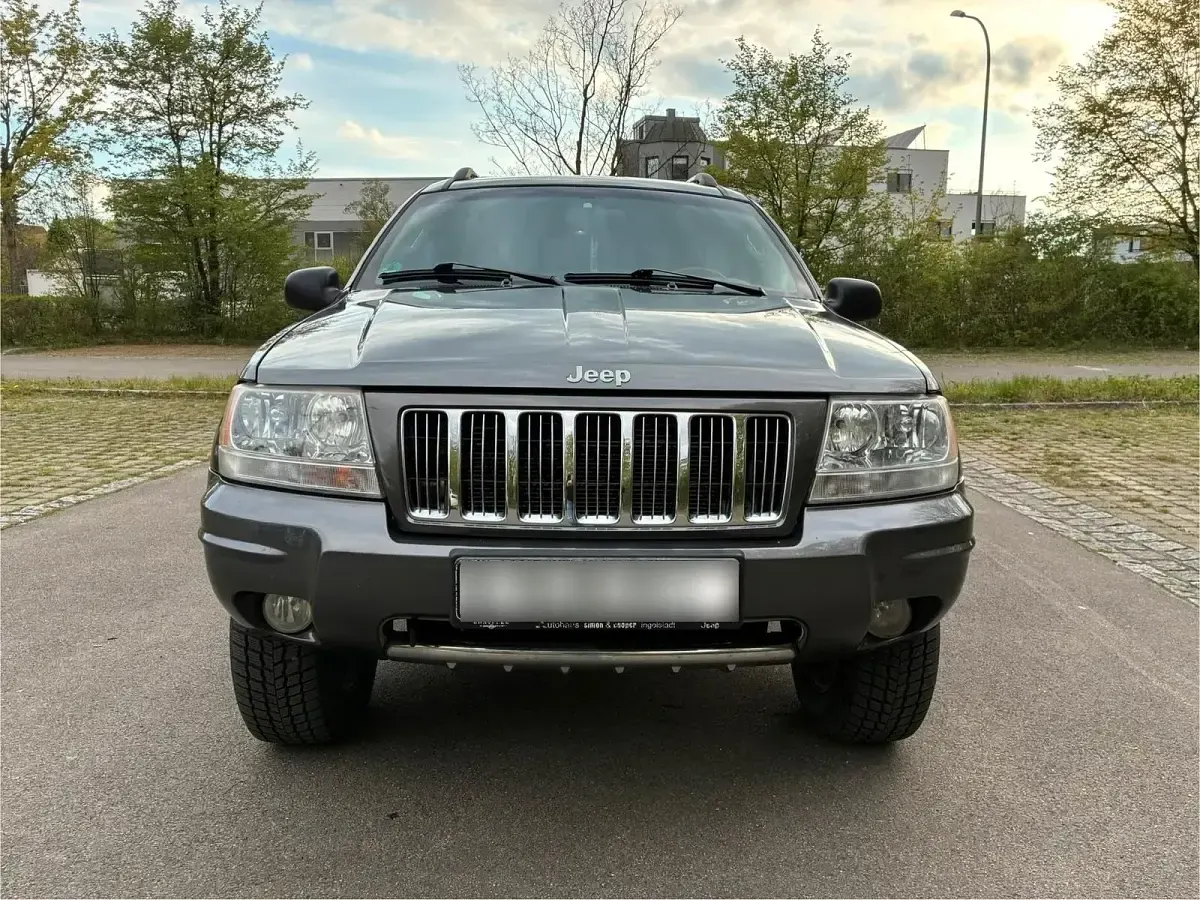 Gebraucht Jeep Grand Cherokee 163 PS (119 kW) 2004 Grau SUV