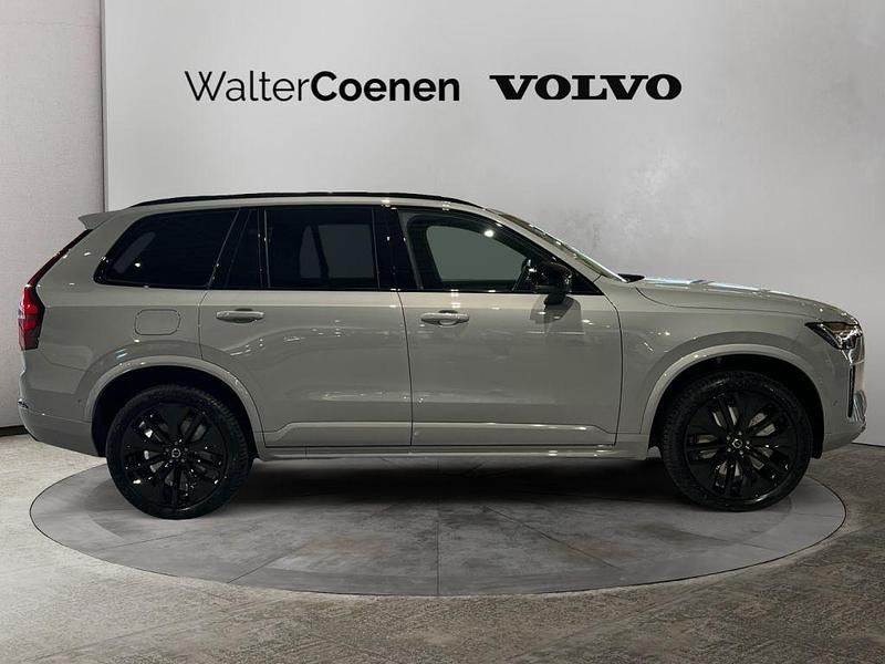 Neu Volvo XC90 Plus 455 PS (334 kW) 2026 Grau SUV