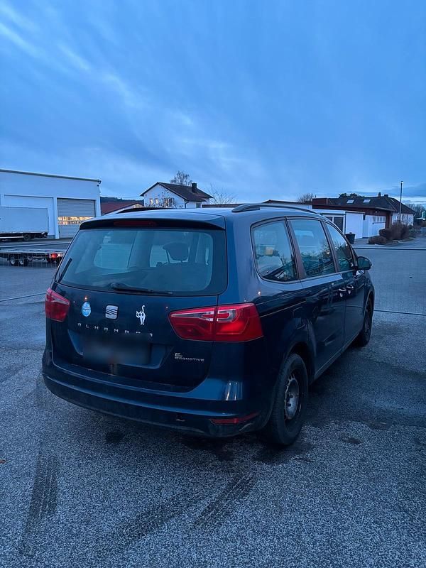 Gebraucht Seat Alhambra 140 PS (102 kW) 2010 Blau Van / Kleinbus