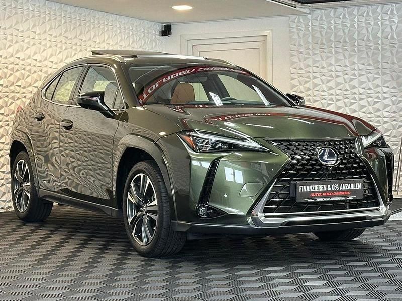 Gebraucht Lexus UX 250h Luxury Line 184 PS (135 kW) 2022 Grün SUV