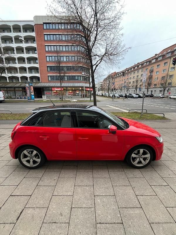 Rot Gebraucht 2018 Audi A1 Sportback Sport Kleinwagen | 17.000 € (Fairer Preis) - Bild 1/4
