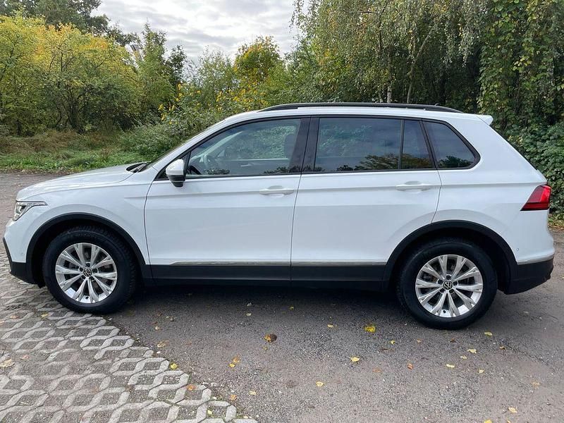 Gebraucht VW Tiguan Life 150 PS (110 kW) 2020 Weiß SUV