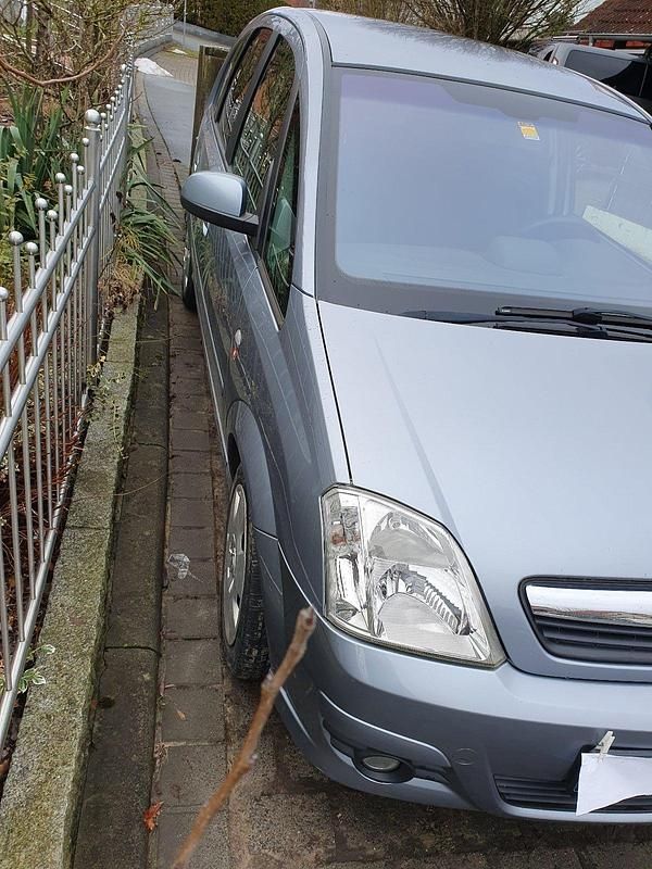 Usata Opel Meriva 2007 Argento Monovolume