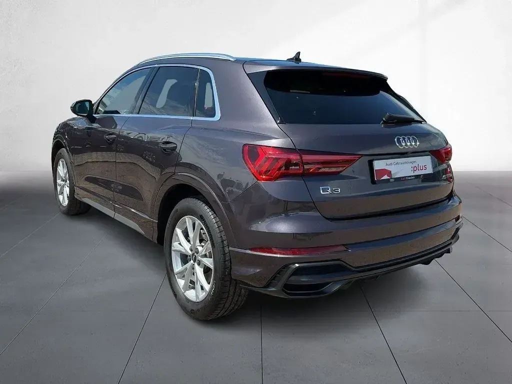 Gebraucht Audi Q3 S-Line 245 PS (180 kW) 2022 Amethystgrau metallic /individ SUV