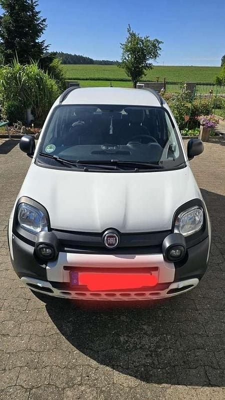 Weiß Gebraucht 2021 Fiat Panda Cross Cross Kleinwagen | 10.990 € (Fairer Preis) - Bild 1/4