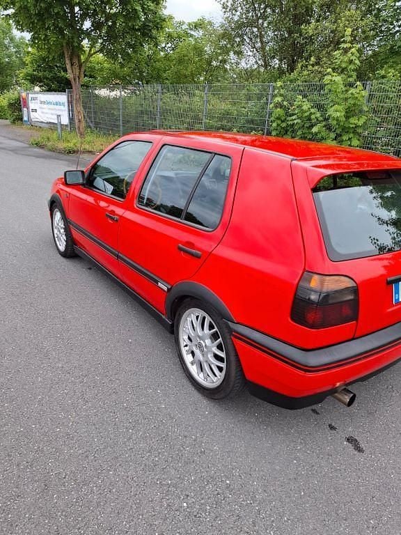 Rot Gebraucht 1997 VW Golf III GTI Limousine | 4.150 € (Superpreis) - Bild 1/4