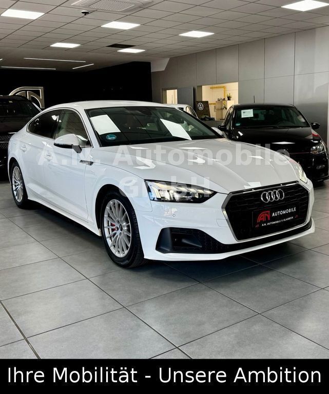 Weiß Gebraucht 2023 Audi A5 Sportback Limousine | 32.900 € (Fairer Preis) - Bild 1/4