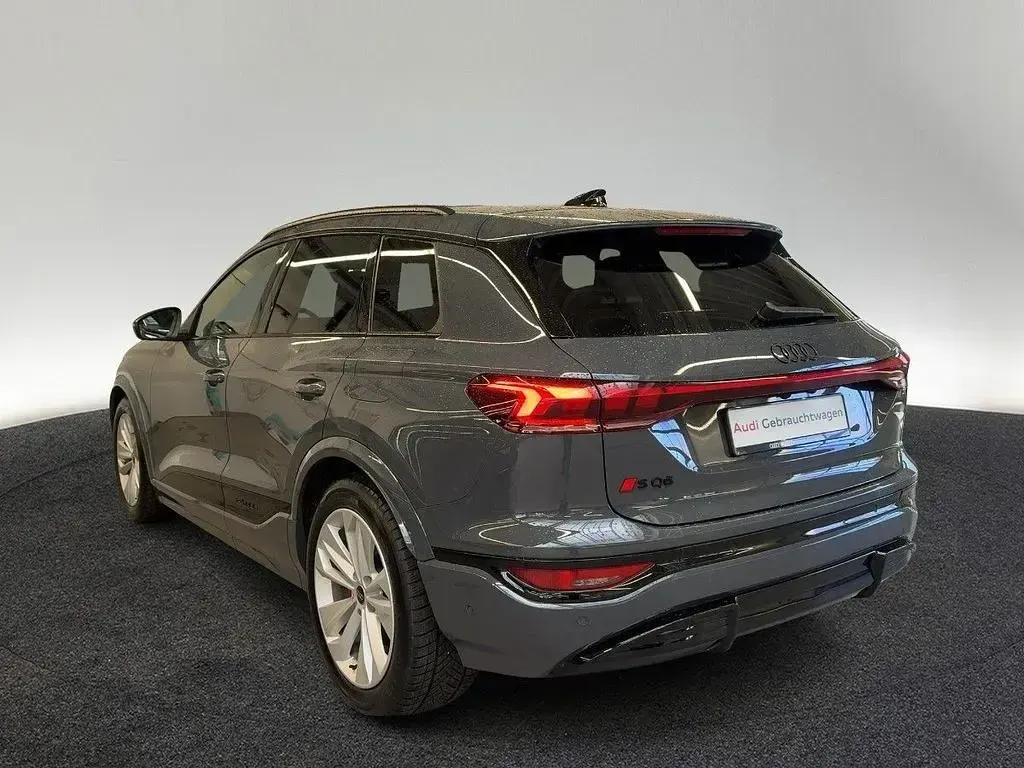 Gebraucht Audi SQ6 e-tron Edition .1 359 kW (489 PS) 2025 Magnetgrau SUV