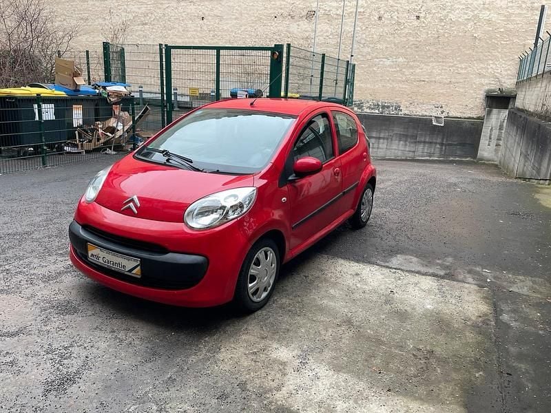 Gebraucht Citroën C1 Style 68 PS (50 kW) 2008 Rot 3p0/deckende lackierung Kleinwagen