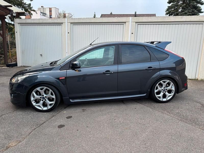 Gebraucht Ford Focus ST 280 PS (205 kW) 2008 Grau Limousine
