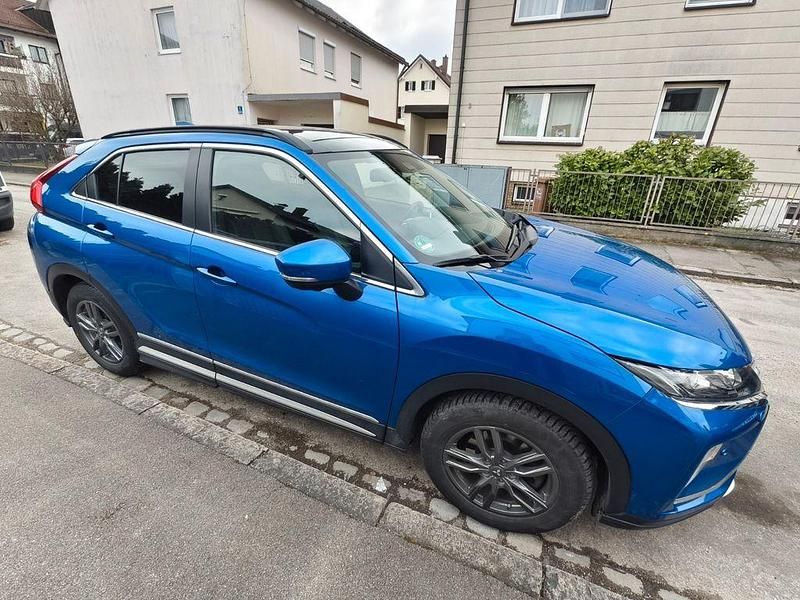 Gebraucht Mitsubishi Eclipse Cross 148 PS (108 kW) 2020 Blau SUV