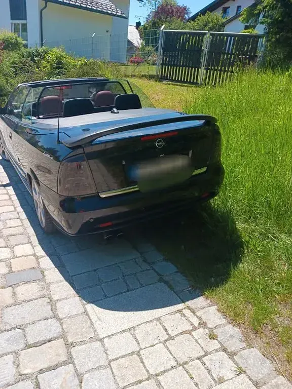 Gebraucht Opel Astra 147 PS (108 kW) 2004 Schwarz Cabrio
