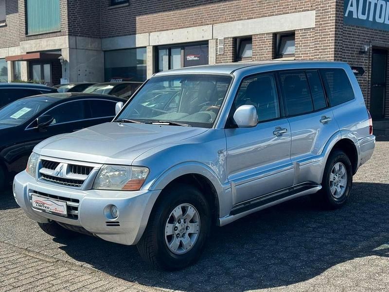 Gebraucht Mitsubishi Pajero Elegance 160 PS (117 kW) 2004 Silber SUV