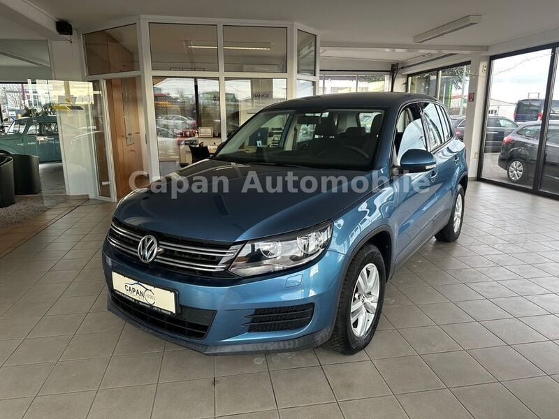 Gebraucht VW Tiguan Trendline 122 PS (89 kW) 2015 Blau SUV