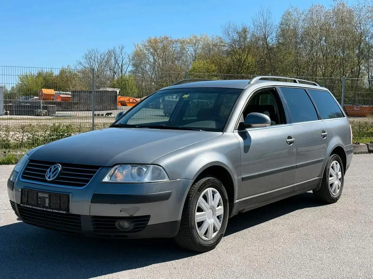 Second-hand VW Passat 101 CP (74 kW) 2004 Gri Break