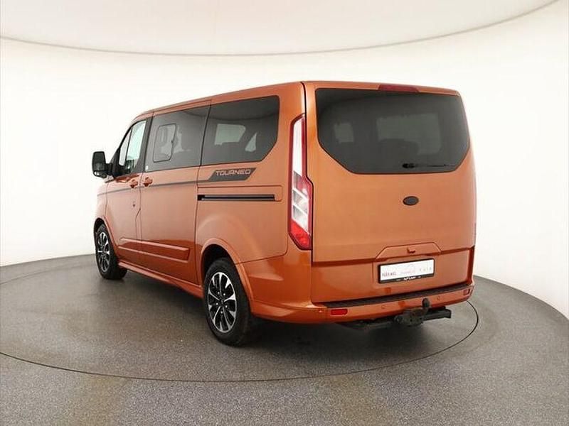 Gebraucht Ford Tourneo 2020 Orange Van / Kleinbus