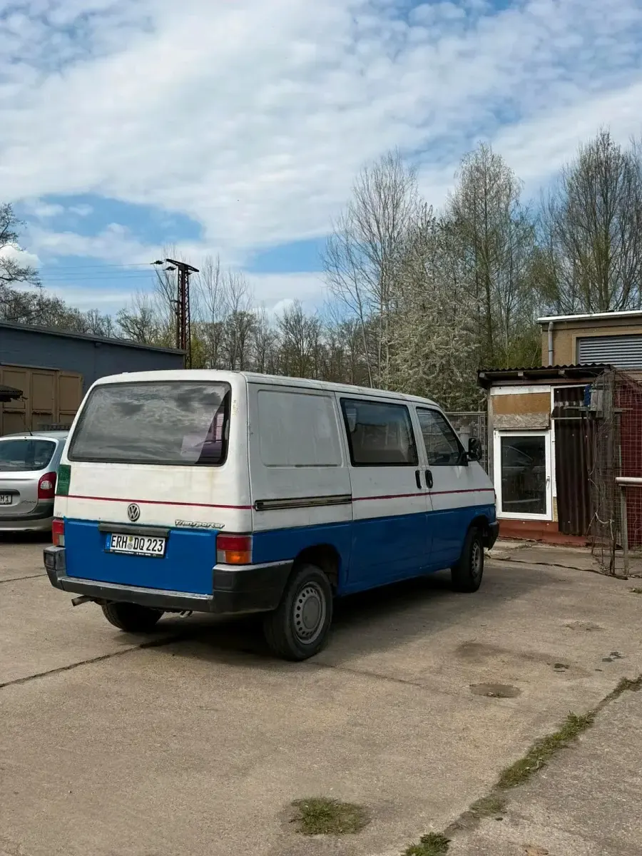 Gebraucht VW Transporter 68 PS (50 kW) 1996 Blau Van