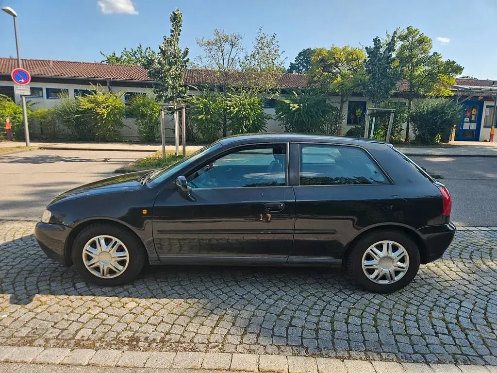 Gebraucht Audi A3 Sport 179 PS (131 kW) 2000 Schwarz Kleinwagen